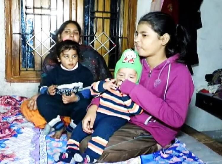 पुलवामा का एक सालः शहीद की पत्नी से ससुराल वालों ने छीन लिए पैसे