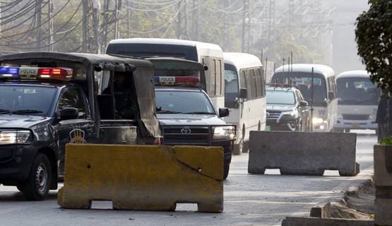 12 साल बाद PAK में बांग्लादेश क्रिकेट टीम, सुरक्षा में उतरी भारी फौज