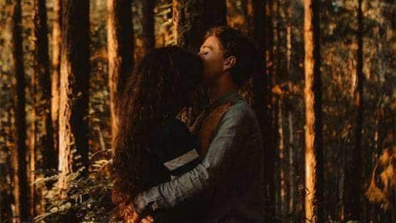 यहां सेक्स वर्कर्स को ब्वॉयफ्रेंड बनाने से किया जा रहा मना, जानें वजह