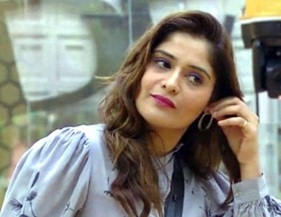 फेल रिलेशनशिप से आरती परेशान, बोलीं- मैं लव मैरिज के लिए नहीं बनी