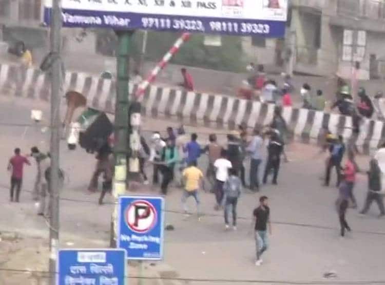 बुखार से तप रहे थे रतन लाल, फिर भी उपद्रवियों के सामने डटे रहे, हुई मौत