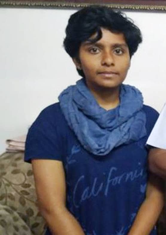 कौन है 'PAK जिंदाबाद' कहने वाली लड़की, यहां से कर रही है पढ़ाई