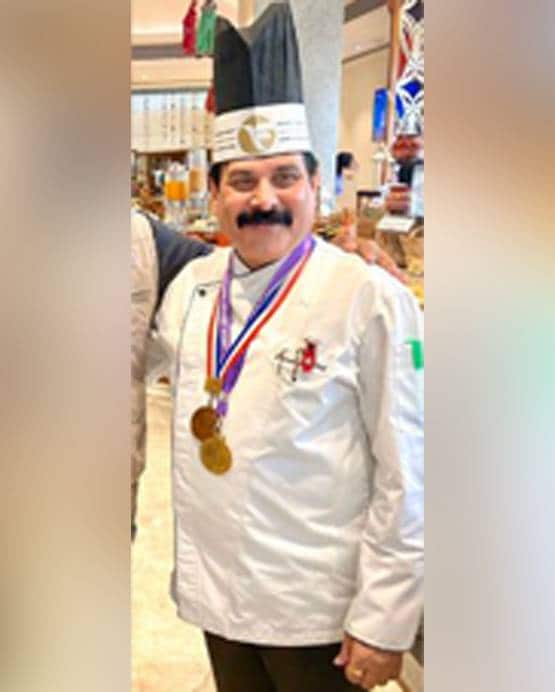 शेफ Suresh Khanna, जो संभाल रहे हैं ट्रंप की मेहमाननवाजी की रसोई