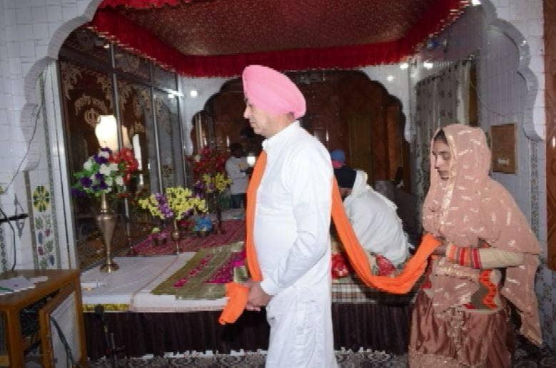 रातोरात बदल गई किस्मत, बीमार खिलाड़ी से NRI दूल्हे ने रचाई शादी