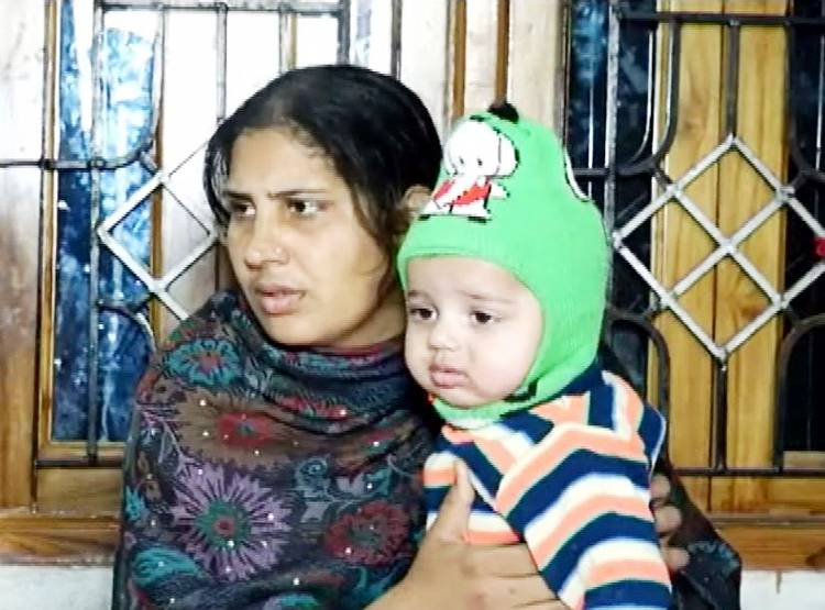 पुलवामा का एक सालः शहीद की पत्नी से ससुराल वालों ने छीन लिए पैसे