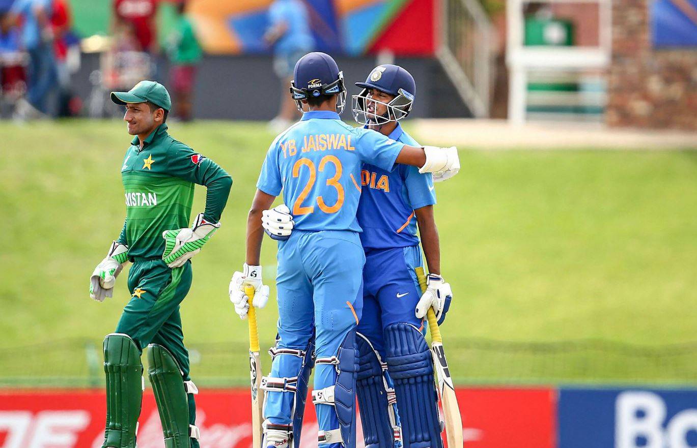 कभी बेचता था गोलगप्पे, शतक ठोक टीम इंडिया के लिए पेश की दावेदारी