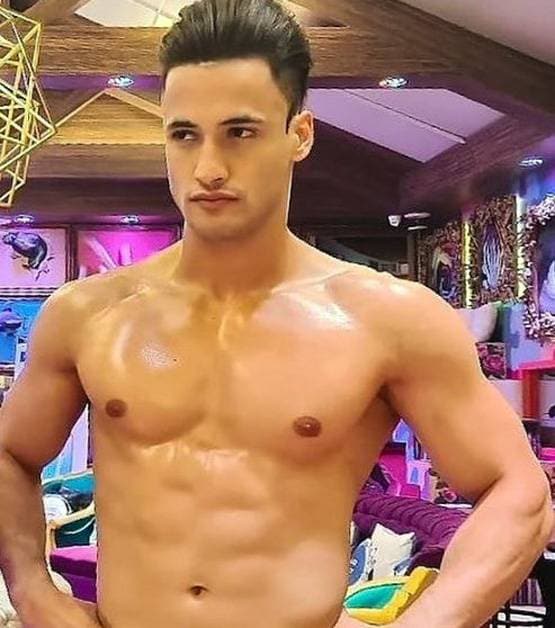 सिद्धार्थ से ज्यादा दमदार हैं आसिम, ये 10 वजहें जिता सकती हैं Bigg Boss 13