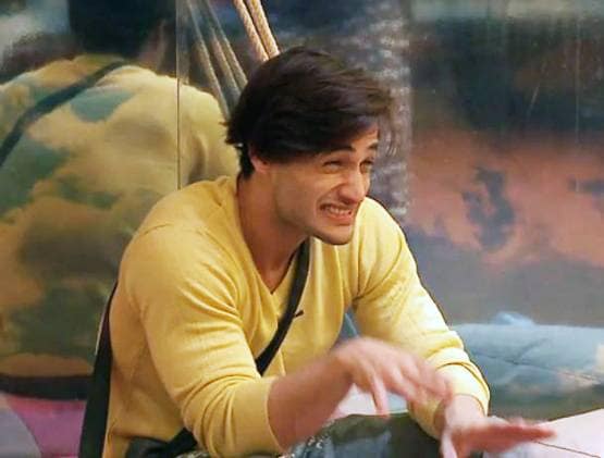 एक्ट्रेस ने खोला आसिम की लव लाइफ का सच, 'गर्लफ्रेंड संग लिवइन में रहते थे'