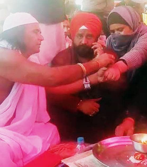 पूजा में बैठी शगुफ्ता-शिवानी ने पढ़ा कलमा, शाहीन बाग में अनोखा नजारा