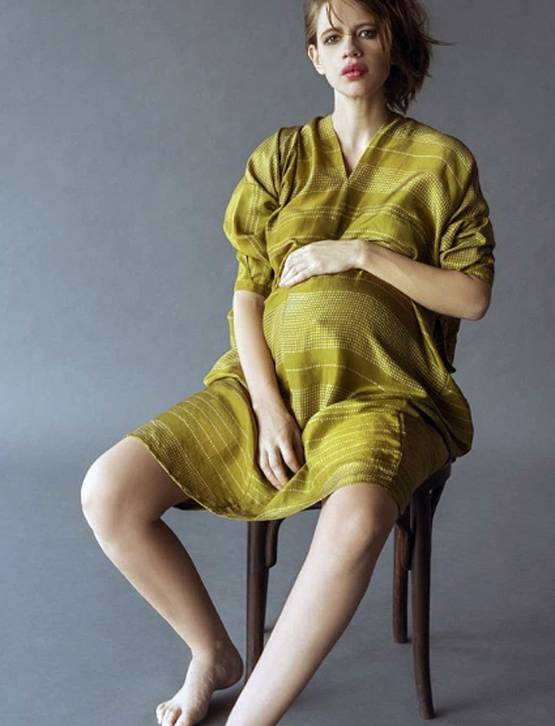 17 घंटे लेबर पेन में रहीं कल्कि, बोलीं- डॉक्टर्स से मांगी भीख, यूं जन्मी बेटी