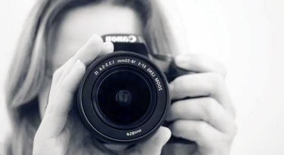 न्यूड फोटोशूट में क्या-क्या होता है, मॉडल ने सुनाई आपबीती