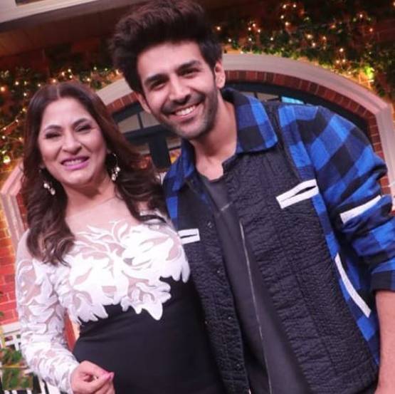 ये हैं बॉलीवुड की एवरग्रीन ब्यूटीज, 50 साल के पार भी कायम है जलवा