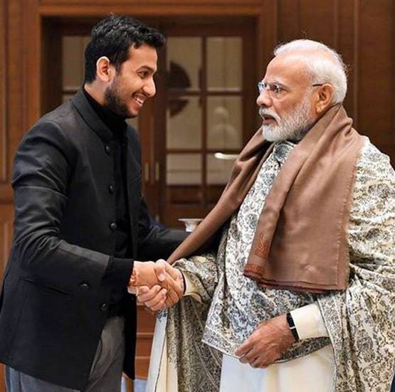 बीच में छोड़ी पढ़ाई, ऐसे ये लड़का बना 7,800 करोड़ की कंपनी का मालिक