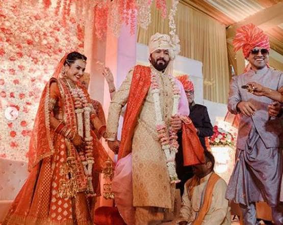 ग्रीन लहंगे संग सिंदूर-चूड़ा, रिसेप्शन में दिखा काम्या का स्टनिंग लुक