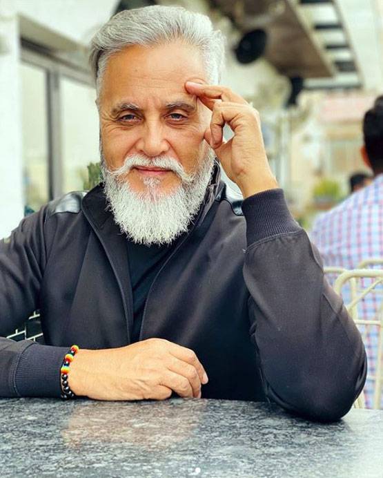 61 साल की उम्र में बने मॉडल, इस भारतीय की फिटनेस कर रही हैरान