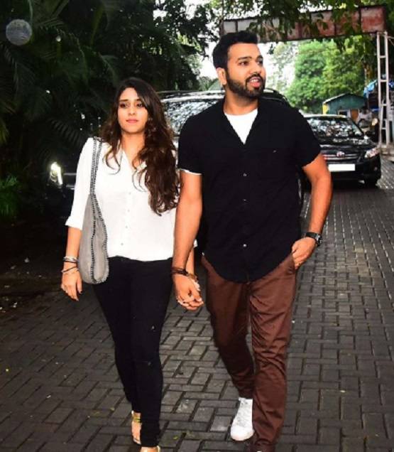 हिटमैन ने जहां सीखी बल्लेबाजी, वहीं घुटने पर बैठ रितिका को किया था प्रपोज