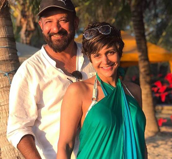 Valentine's day को इन सितारों ने बनाया वेडिंग डे, यादगार रहीं जोडियां