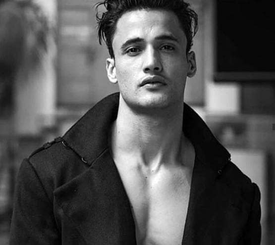 सिद्धार्थ से ज्यादा दमदार हैं आसिम, ये 10 वजहें जिता सकती हैं Bigg Boss 13