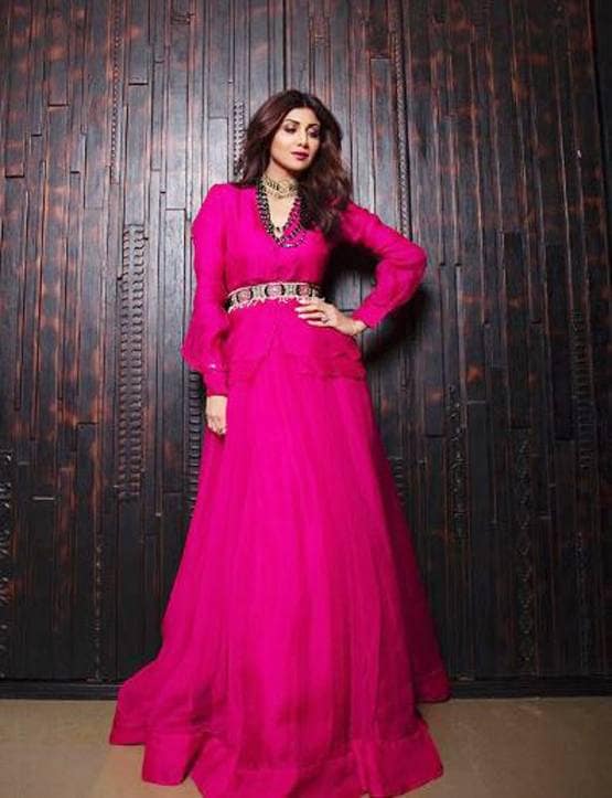 44 की उम्र में दूसरी बार मां बनीं शिल्पा शेट्टी, घर आई नन्ही परी