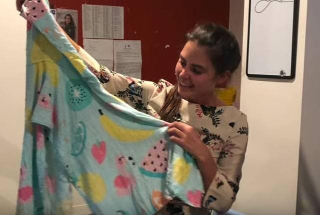 सांप ने निगल लिया बड़ा तौलिया तो डॉक्टरों ने ऐसे बचाई जान