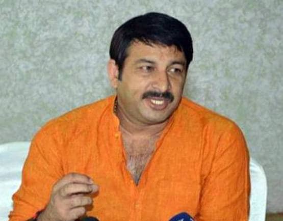 कभी फीस के लिए की थी ड्राइवर की नौकरी, अब हैं दिल्ली BJP का सबसे बड़ा चेहरा