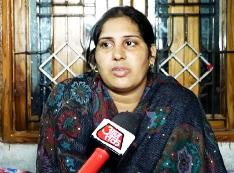 पुलवामा का एक सालः शहीद की पत्नी से ससुराल वालों ने छीन लिए पैसे