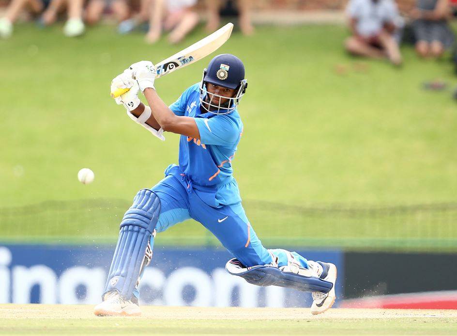 कभी बेचता था गोलगप्पे, शतक ठोक टीम इंडिया के लिए पेश की दावेदारी