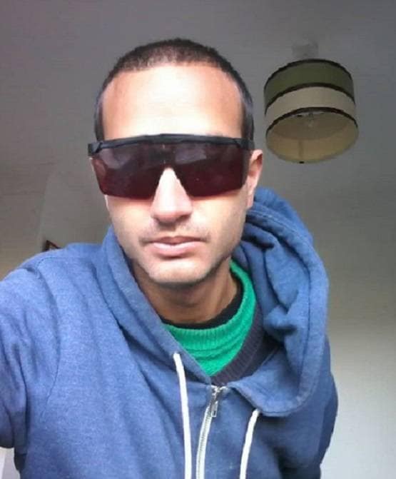 4 साल से अपना पेशाब पी रहा शख्स, उम्र थम जाने का कर रहा दावा