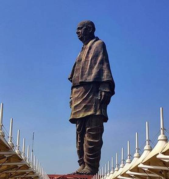 स्टैचू-स्टेडियम के बाद अब दुनिया का सबसे ऊंचा मंदिर गुजरात में, जानें खर्च