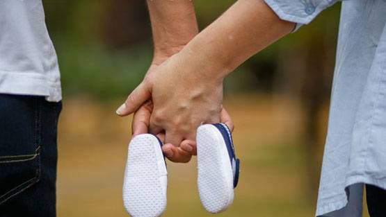 क्या होती है सरोगेसी जिससे शिल्पा शेट्टी बनीं मां