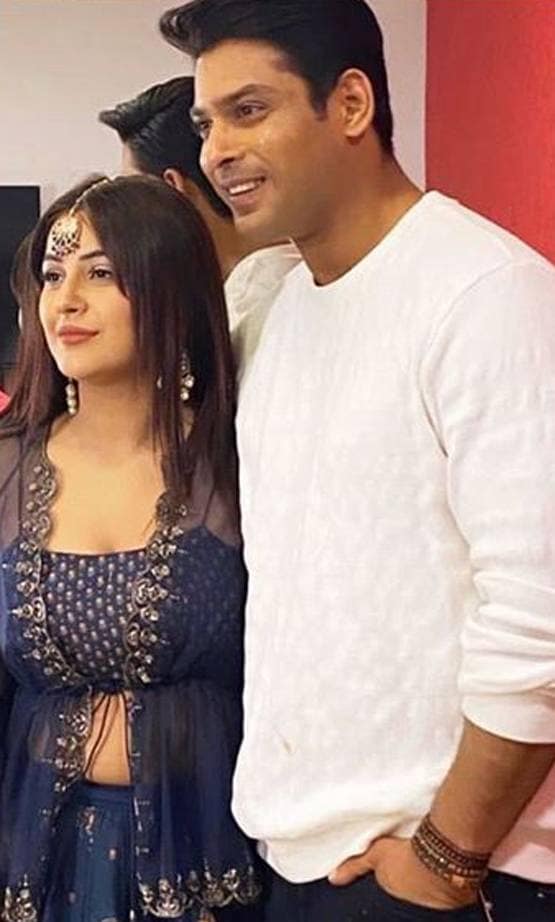 बिग बॉस के बाद सिद्धार्थ-शहनाज का रीयूनियन, सिडनाज मोमेंट देख फैंस क्रेजी