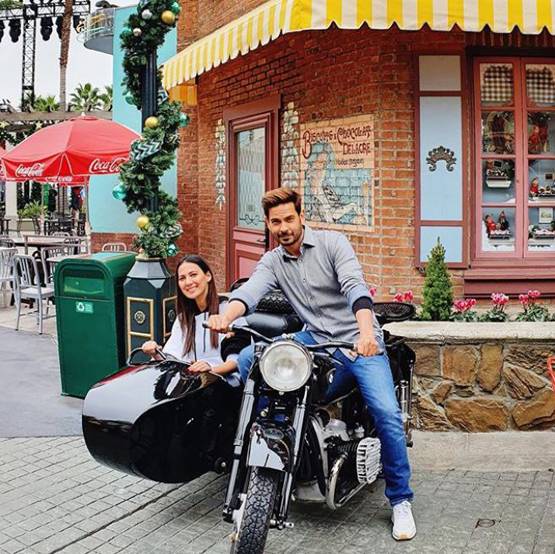 कपिल शर्मा शो से गायब 'चिंगारी', पति के साथ बिता रहीं क्वालिटी टाइम