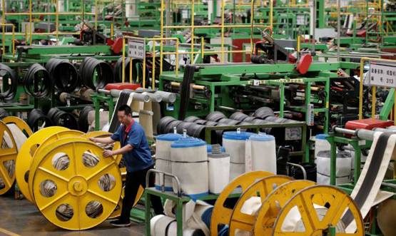 US में 1 घंटे में कितना कमा सकते हैं? भारत से इतनी ज्यादा सैलरी