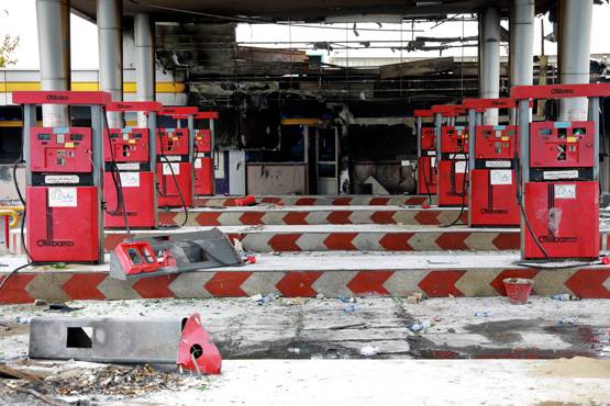 ईरान के स्वास्थ्य मंत्री और सांसद कोरोना वायरस की चपेट में, फैल रही महामारी