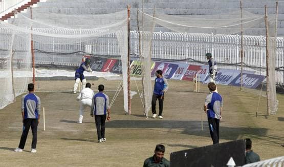 12 साल बाद PAK में बांग्लादेश क्रिकेट टीम, सुरक्षा में उतरी भारी फौज