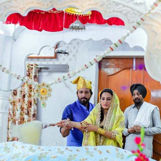 काम्या पंजाबी ने बॉयफ्रेंड संग की सगाई, शुरू हुईं रस्में, PHOTOS
