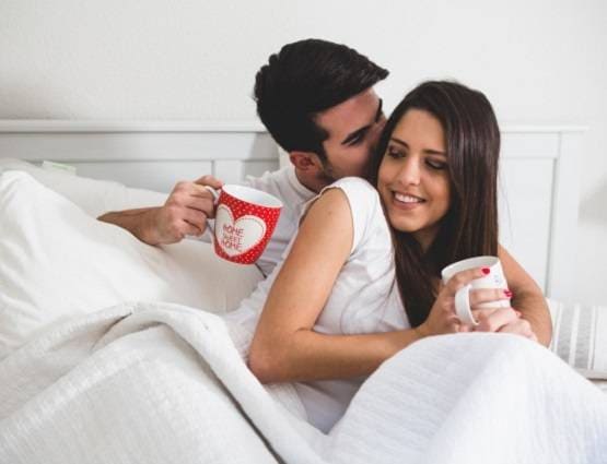 सेक्स से बचने के लिए कुंवारे बनाते हैं बहाने, सामने आया फेक ऑर्गेज्म का सच