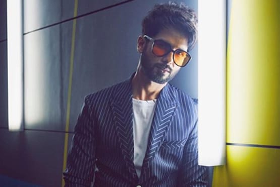 बचपन में शाहिद कपूर की इस आदत से शर्मिंदा थीं उनकी मां, एक्टर ने किया खुलासा