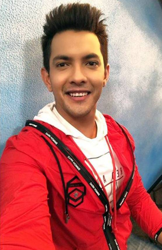 नेहा-आदित्य की शादी के 4 दिन पहले उदित नारायण ने दी शॉकिंग खबर