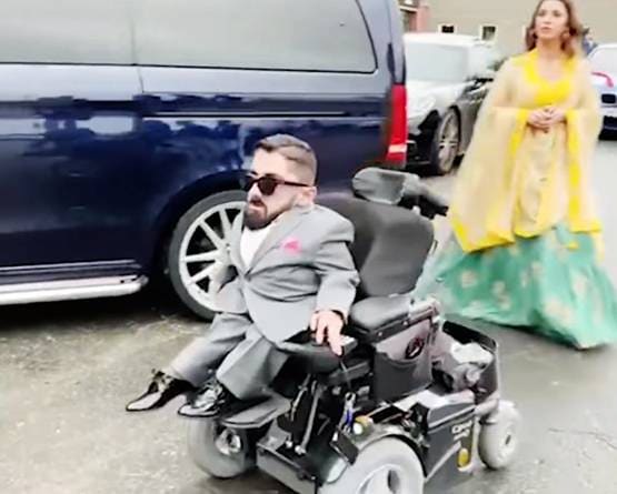 पाकिस्तान में क्यों छाया है छोटे कद का ये शख्स, सलमान जैसे स्टार भी फैन