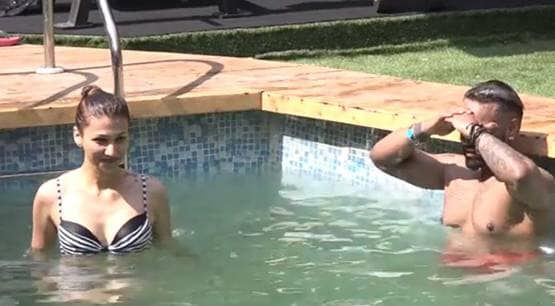 पूल में जसलीन का बोल्ड अंदाज, इस कंटेस्टेंट संग दिखी रोमांटिक केमिस्ट्री