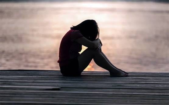 सेक्स करने से युवाओं को रोक रही सरकार, खास वजह से करवा रही इंतजार