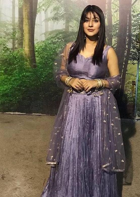 बिग बॉस के बाद जय-माही से मिली शहनाज, कपल की बेटी को किया पैंपर