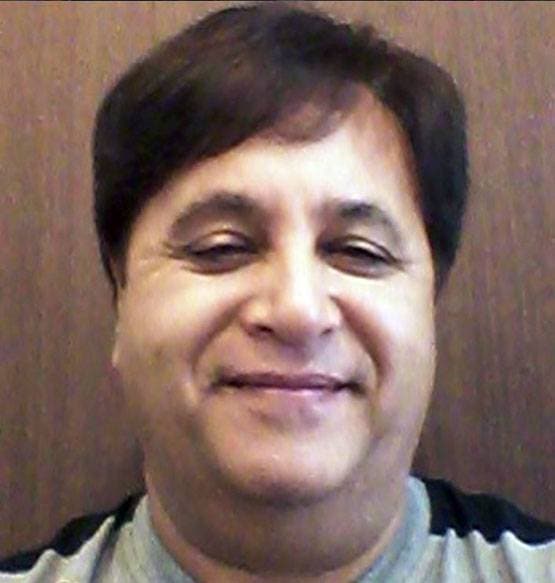 61 साल की उम्र में बने मॉडल, इस भारतीय की फिटनेस कर रही हैरान