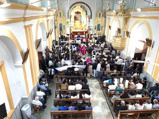 वेंडेल रॉड्रिक्स के अंतिम संस्कार में पहुंचे अरशद वारसी, नदारद रहे स्टार्स