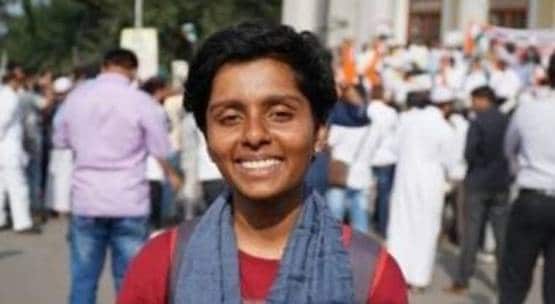 कौन है 'PAK जिंदाबाद' कहने वाली लड़की, यहां से कर रही है पढ़ाई