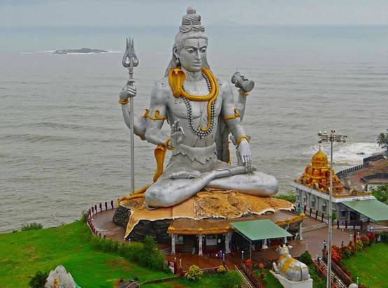 इस शिवरात्रि इन 5 राशि वालों पर बरसेगी महादेव की कृपा