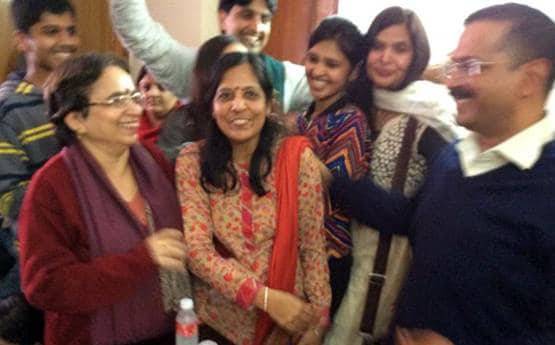 सुनीता का बर्थ डे आज, पति केजरीवाल से मिला ये खास तोहफा