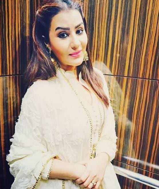 शिल्पा शिंदे का बड़ा आरोप- पीटते थे सिद्धार्थ, दी थी एसिड फेंकने की धमकी