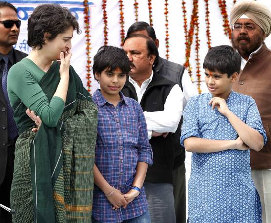 ये हैं प्रियंका गांधी के बेटे, मामा राहुल की तरह रखते हैं इन चीजों का शौक